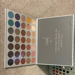 Morphe Jaclyn hill Eyeshadow Palette - Vibrant Multi-Color Collection